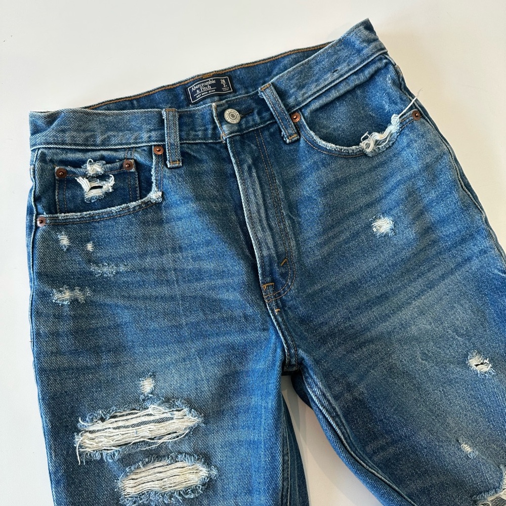 A&F Distressed Mom Jean - Picture 6 of 8